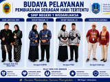 Budaya Pelayanan dan Pembiasaan Seragam Hari Tertentu SMP Negeri 1 Wedarijaksa
